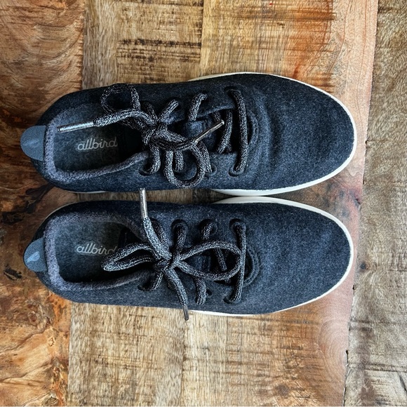 Allbirds Wool Runners Tennis Shoes - Picture 6 of 10